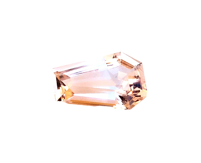 Imperial Topaz - 5.49 carats vivid peach, fancy cut.Unheated. #DT20003