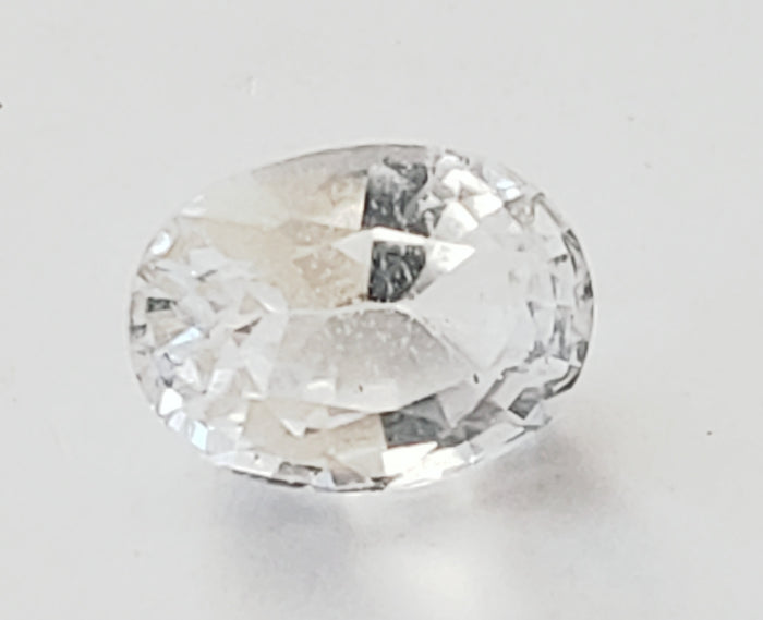 Goshenite - 4.72 carats natural beryl, oval shape. Unheated. #DT40002B