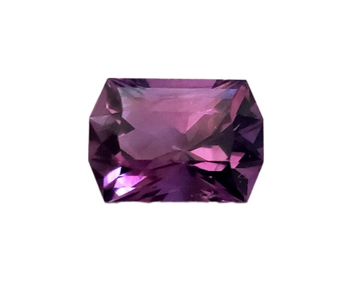 Amethyst - 4.49 carats Emerald cut, Unheated. #DA30029